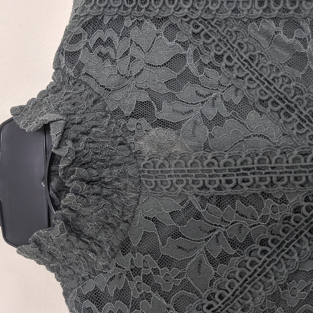 NWTs Cable & Guage Lace Top size S/P - Picture 2 of 10